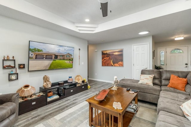 2115 Tower Rd, Lebanon, MO 65536 - living room featuring wood finished floors, baseboards, recessed lighting, and a ceiling fan