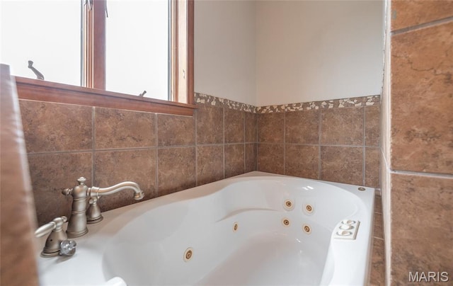 13399 S US Highway 63, Rolla, MO 65401 - bathroom featuring a tub with jets
