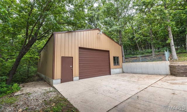 13399 S US Highway 63, Rolla, MO 65401 - detached garage with driveway