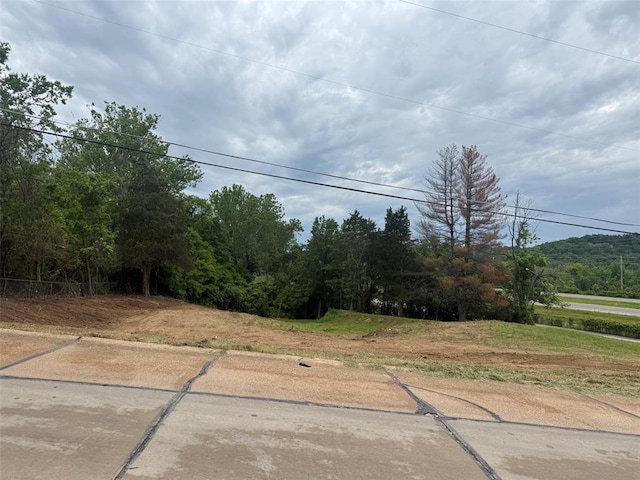 1 Eastview Dr, Fenton, MO 63026