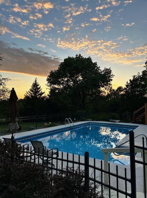 1954 Grassy Ridge Rd, Saint Louis, MO 63122