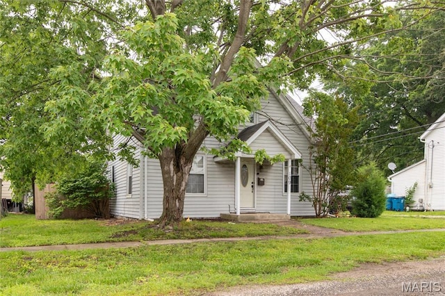 109 E Indiana St, Trenton, IL 62293