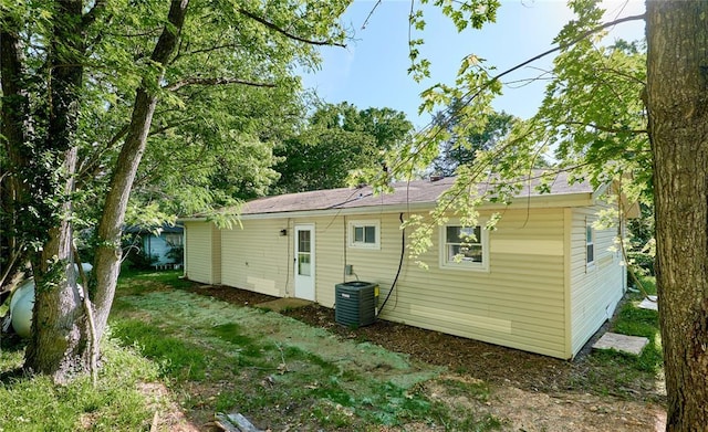 2613 Hillsboro Valley Park Rd, High Ridge, MO 63049 - back of property with central AC unit