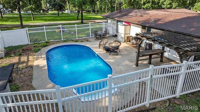 2850 S Hwy W, Winfield, MO 63389 - view of swimming pool with a patio area and a fenced backyard