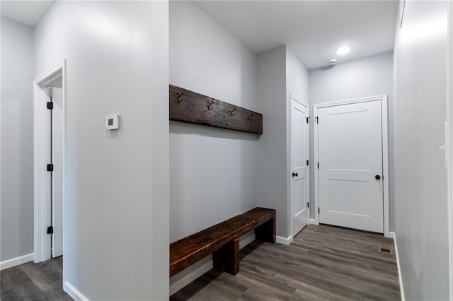 14682 N State Highway 21, Cadet, MO 63630 - mudroom featuring dark wood-type flooring, baseboards, and recessed lighting