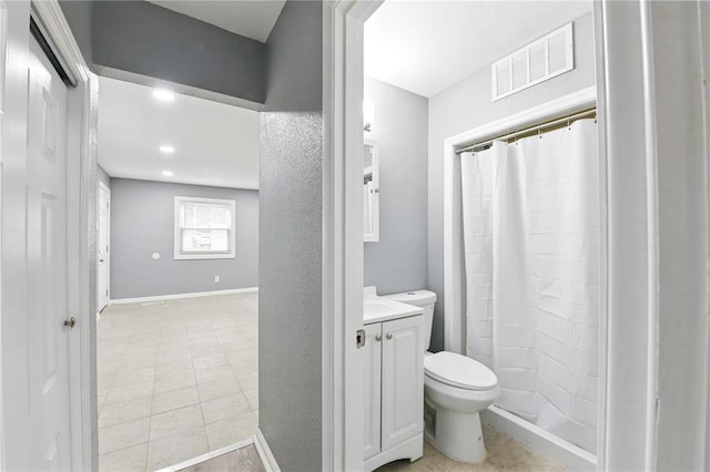 1901 Bainbridge Dr, Saint Louis, MO 63133 - full bathroom featuring toilet, vanity, baseboards, and a shower with shower curtain
