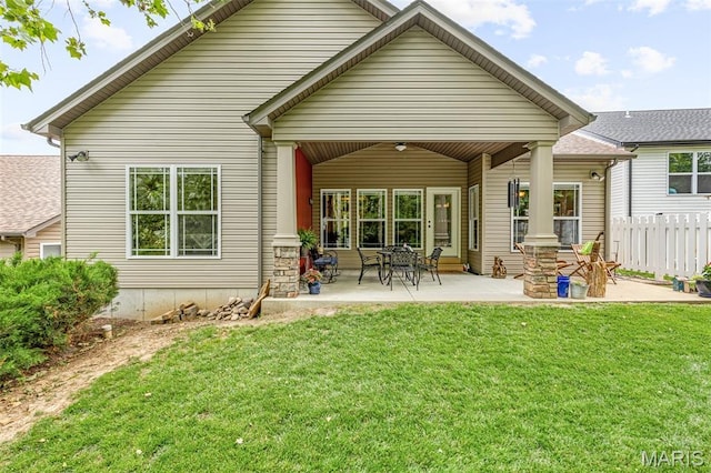 1930 Masters Dr, Festus, MO 63028 - rear view of house with a patio