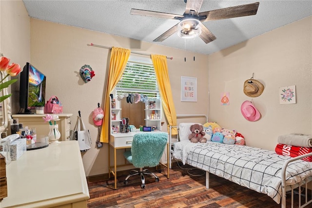 1505 Mulberry St, Jackson, MO 63755 - bedroom with wood finished floors, a textured ceiling, and ceiling fan