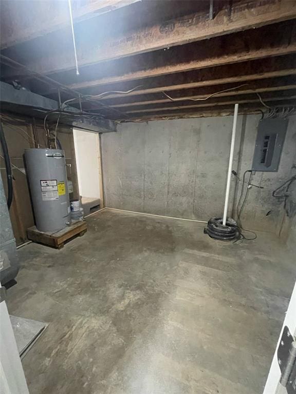 13103 Old 79, New London, MO 63459 - unfinished below grade area with electric water heater and electric panel