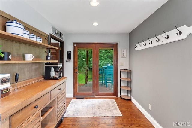 3536 Possum Ridge Dr, Imperial, MO 63052 - entryway with wood finished floors, baseboards, and recessed lighting
