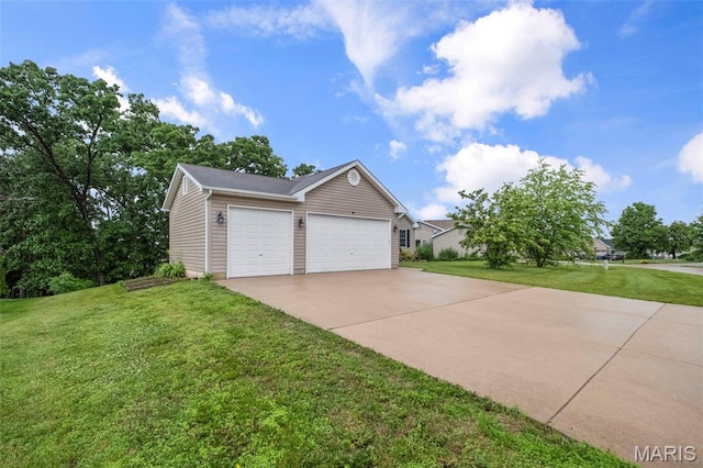 30 Citori Ct, Troy, MO 63379 - view of side of home featuring driveway, an attached garage, and a yard