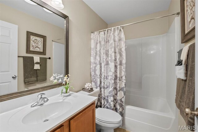 30 Citori Ct, Troy, MO 63379 - bathroom with vanity, toilet, and shower / bath combination with curtain