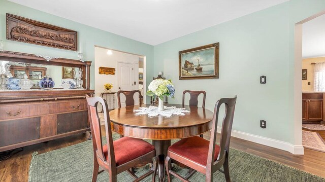 434 Winding Woods Dr, Troy, MO 63379