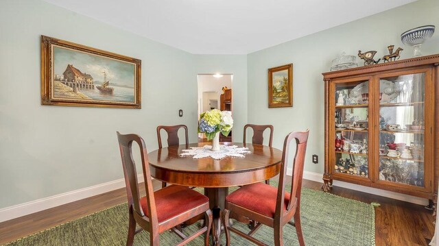 434 Winding Woods Dr, Troy, MO 63379
