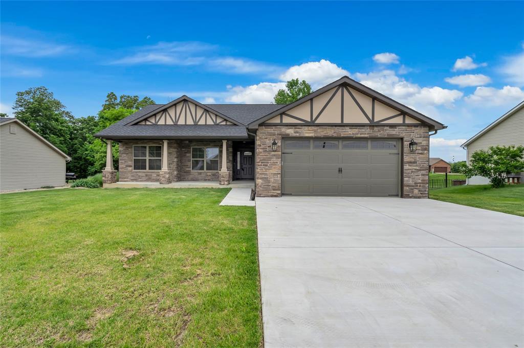 419 Bluff Meadows Dr, Valmeyer, IL 62295 - photo 1