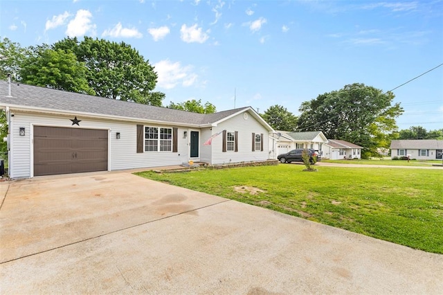 114 Edwards Ln, Park Hills, MO 63601 - single story home featuring a garage, driveway, and a front lawn