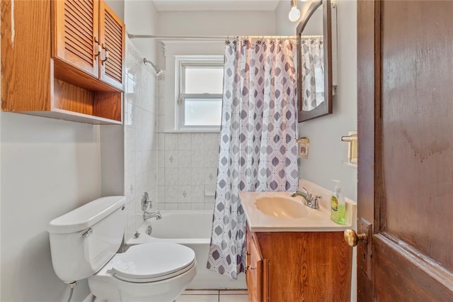 8838 Argyle Ave, Overland, MO 63114 - full bathroom featuring shower / bath combo with shower curtain, toilet, and vanity