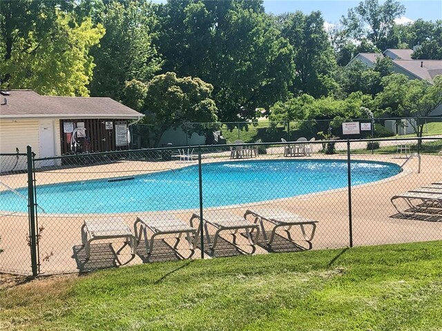 1435 Summergate Pkwy Unit O, Saint Peters, MO 63303