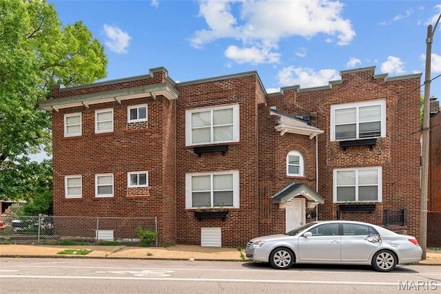 4540 Morganford Rd, Saint Louis, MO 63116 - photo 1