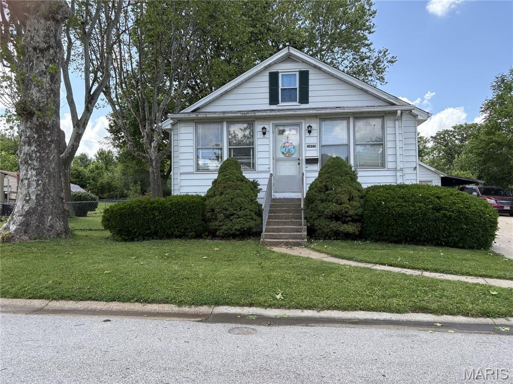 3655 Long Dr, Saint Ann, MO 63074 - view of front of house