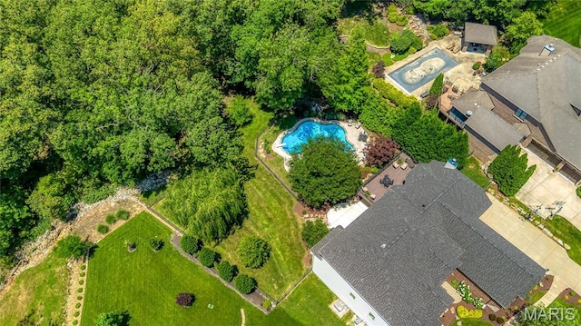 4388 Austin Pass Dr, Saint Charles, MO 63304 - aerial view of a pool