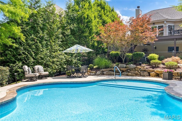 4388 Austin Pass Dr, Saint Charles, MO 63304 - outdoor pool with a patio area