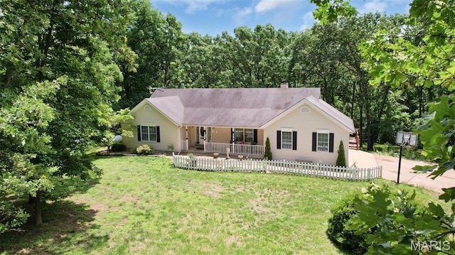 238 Skyway Dr, New Haven, MO 63068 - ranch-style house with a porch and a front lawn