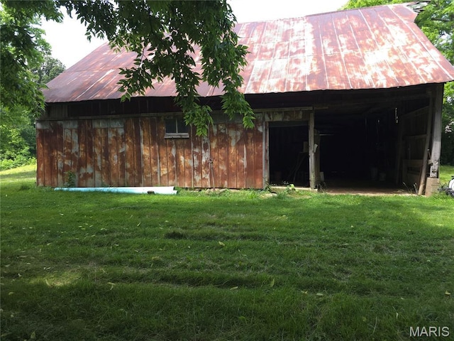 175 State Route 4, Saint Jacob, IL 62281 - view of barn featuring a yard