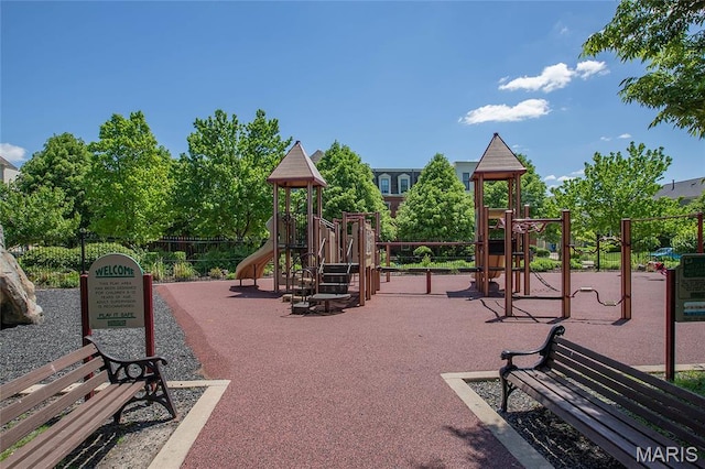 1021 Kilderkin Way, Saint Charles, MO 63301 - view of community play area