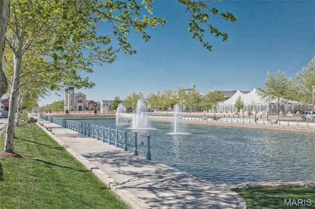 1021 Kilderkin Way, Saint Charles, MO 63301 - surrounding community with a water view