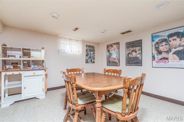 4319 Sinnwell Dr, Saint Louis, MO 63123 - dining room featuring light colored carpet