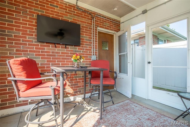 4319 Sinnwell Dr, Saint Louis, MO 63123 - sunroom with ceiling fan