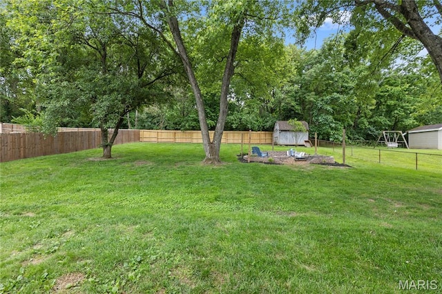 1998 Ridgeway Dr, Arnold, MO 63010 - view of yard