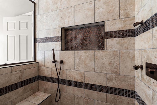 122 Tennessee Walker Way, Saint Peters, MO 63376 - bathroom featuring tiled shower