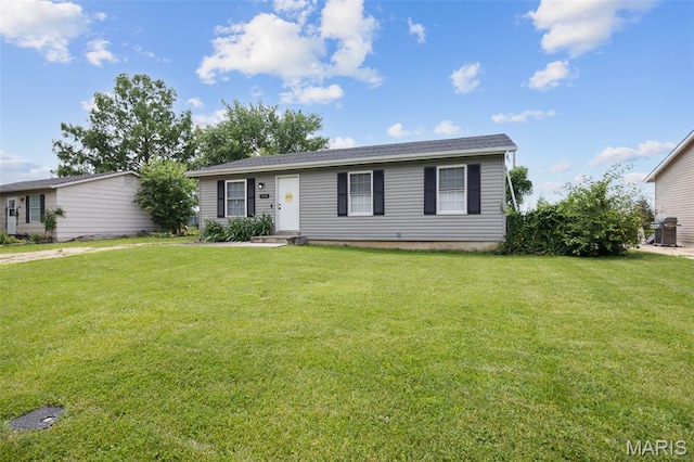 1448 Kathleen Dr, Wentzville, MO 63385 - ranch-style house with a front lawn