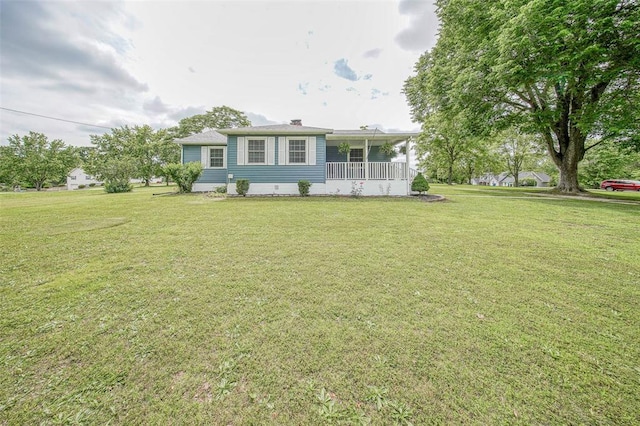 1707 S Mcarthur Ave, Salem, MO 65560 - view of front of house with a front lawn and covered porch