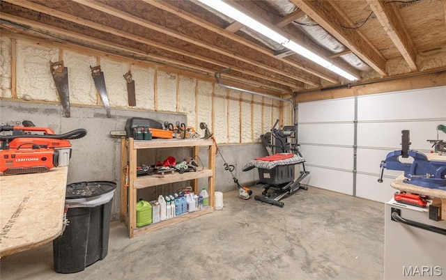 17050 Appaloosa Way, Rolla, MO 65401 - view of garage