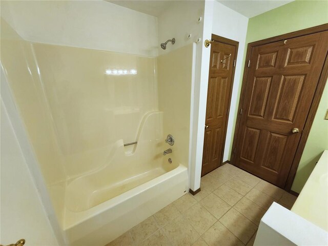 103 Northview Dr, Collinsville, IL 62234 - full bathroom featuring tub / shower combination and tile patterned flooring