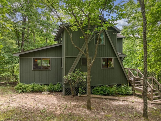 2441 Alpine Lake Dr, Innsbrook, MO 63390 - view of home's exterior with stairs