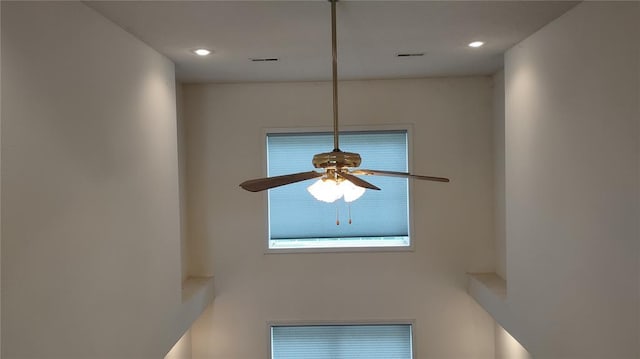 1059 Wolf Crk, Staunton, IL 62088 - detailed view of recessed lighting and a ceiling fan