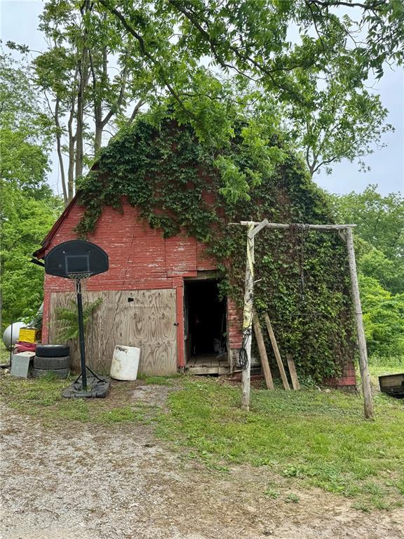 10321 Old 79, Hannibal, MO 63401 - view of barn