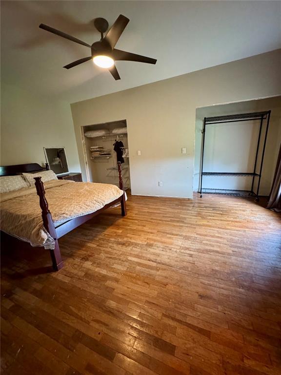 10321 Old 79, Hannibal, MO 63401 - bedroom with hardwood / wood-style floors and a ceiling fan
