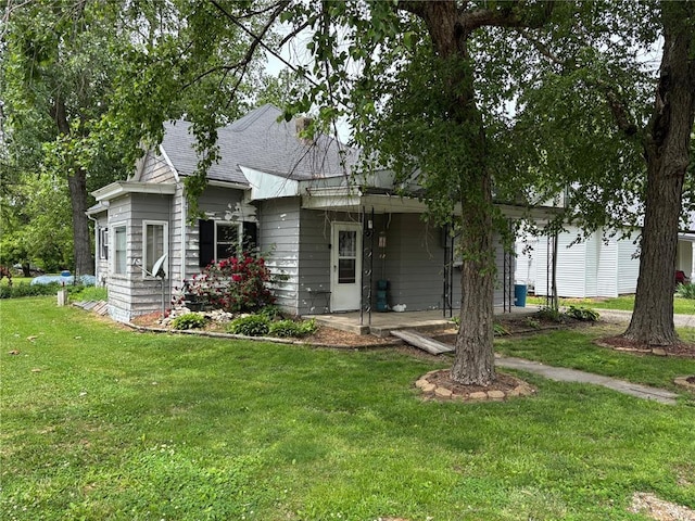 406 Ridge St, Shelbina, MO 63468 - photo 1