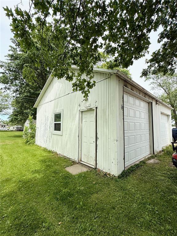609 E Clark Ln, Plata, MO 63549 - photo 20