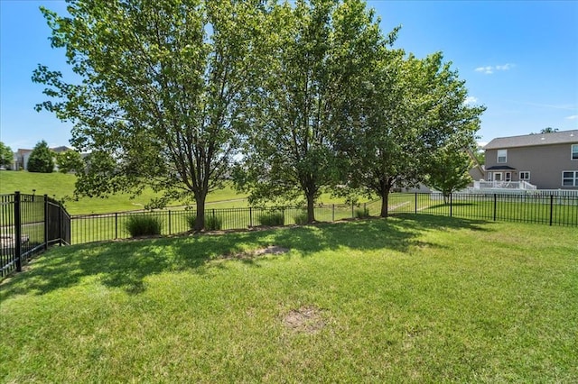 1406 Tisbury Cir, Ofallon, MO 63366 - view of yard