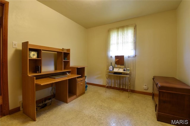 411 S Walnut St, Mount Olive, IL 62069 - office with baseboards