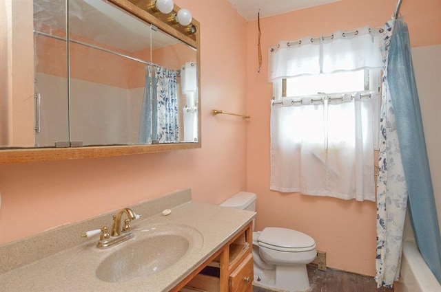 4090 E Pelot Ln, Alton, IL 62002 - full bath featuring toilet, vanity, and shower / bath combination with curtain