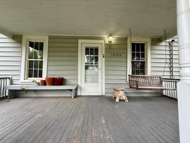 1003 W Spruce St, Jerseyville, IL 62052 - photo 2
