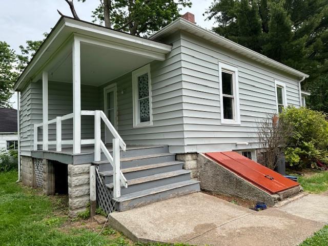 1003 W Spruce St, Jerseyville, IL 62052 - photo 5