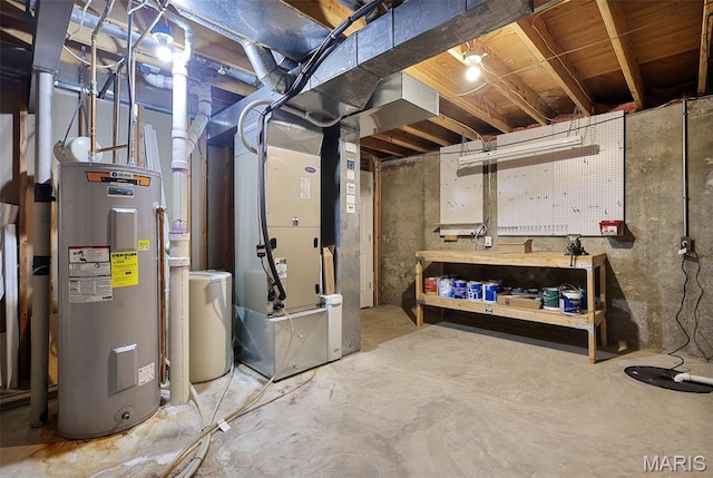 4667 Meramec Blvd, Eureka, MO 63025 - unfinished below grade area with water heater and a workshop area